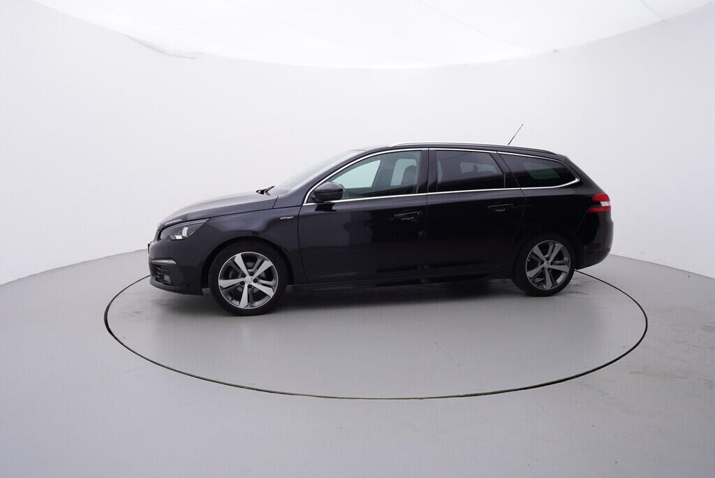 OV190V09027_11.webp_308 GT Line  1.5 HDI 96 kW manuál