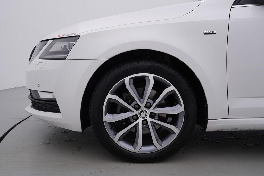 OV190V09029_40.webp_OCTAVIA Drive 1.4 TSI 110 kW automat