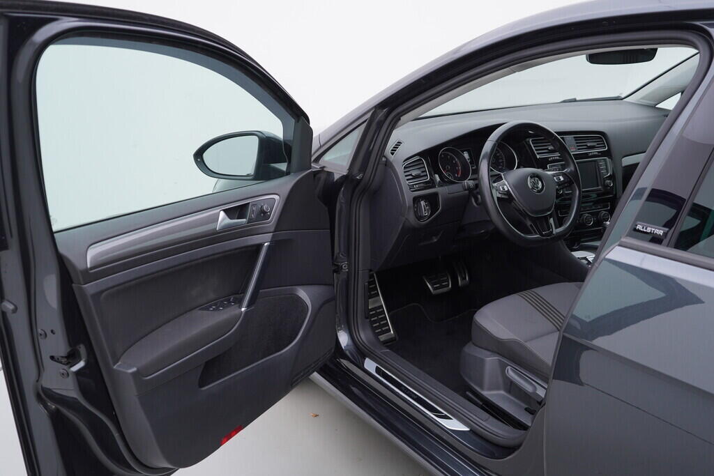 OV190V09030_18.webp_GOLF Allstar 1.4 TSI 110 kW automat