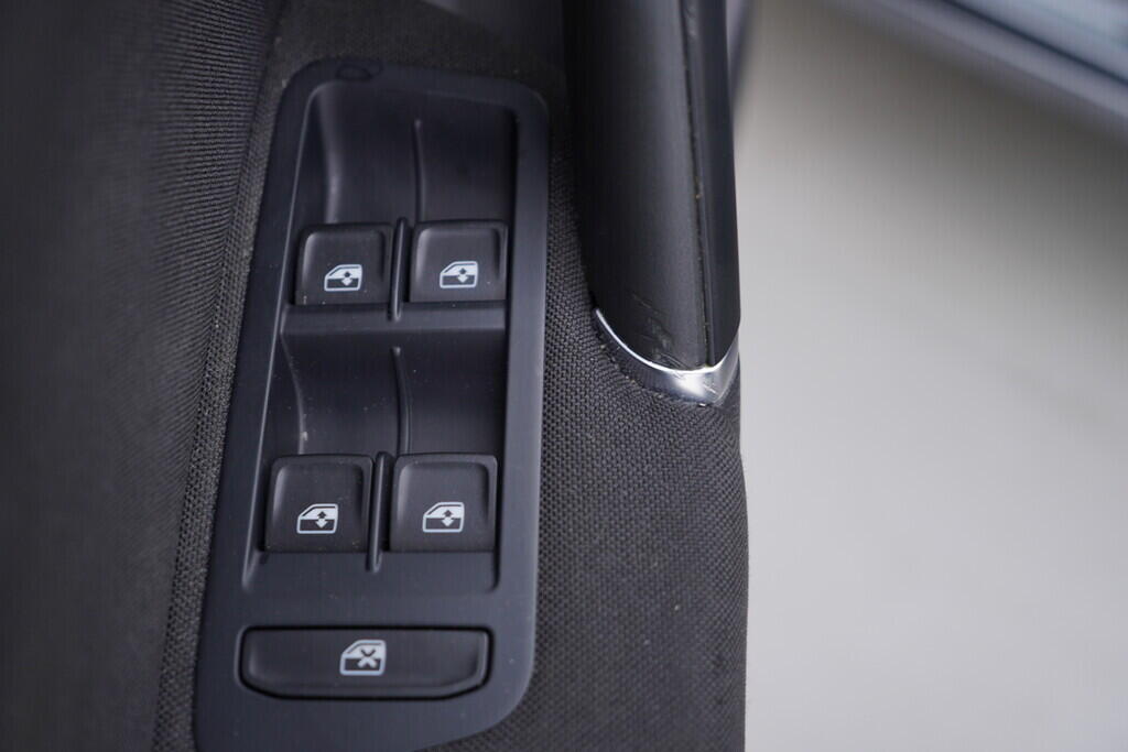 OV190V09030_20.webp_GOLF Allstar 1.4 TSI 110 kW automat