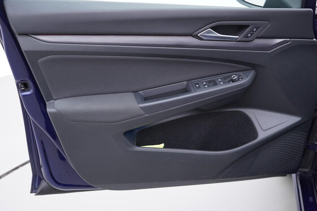 OV190V09031_19.webp_GOLF Style  eTSI 1.5 TSI 110 kW automat