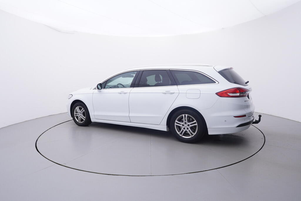 OV190V09032_12.webp_MONDEO Titanium 2.0  110 kW manuál