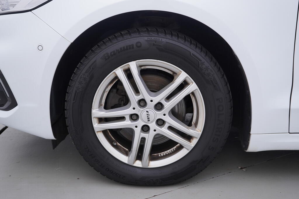 OV190V09032_39.webp_MONDEO Titanium 2.0  110 kW manuál