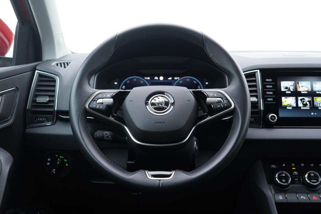 OV190V09034_28.webp_KAROQ Selection 1.5 TSI 110 kW automat, DPH