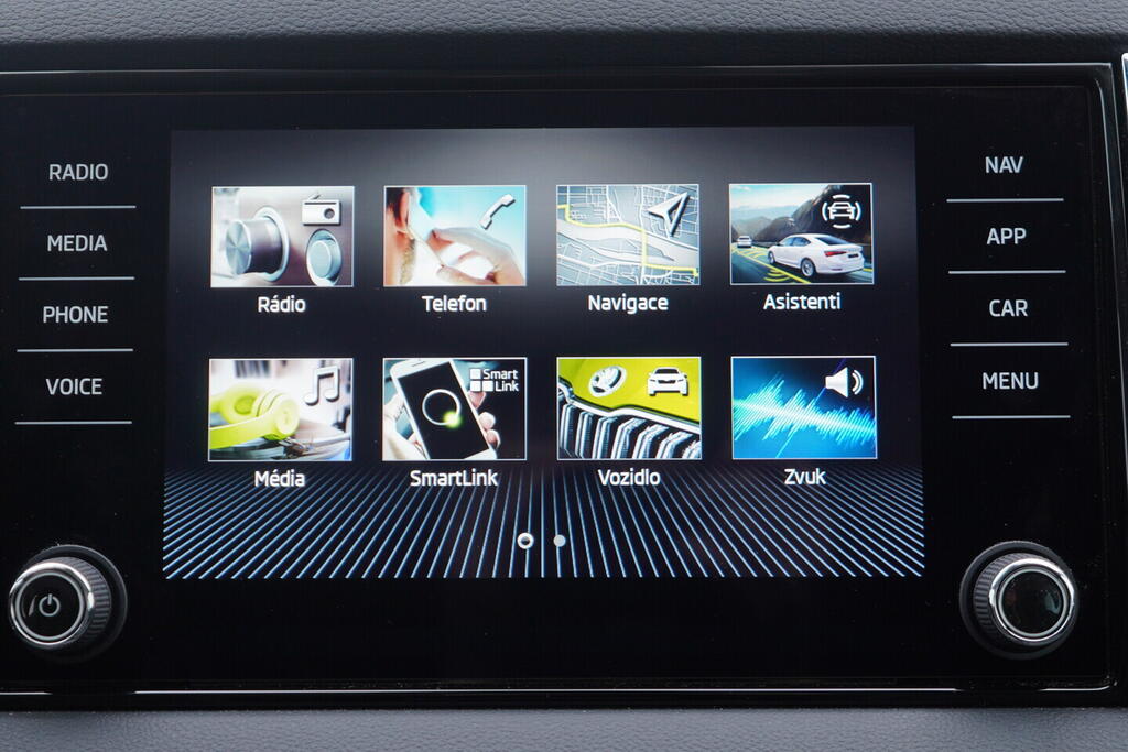 OV190V09034_29.webp_KAROQ Selection 1.5 TSI 110 kW automat, DPH