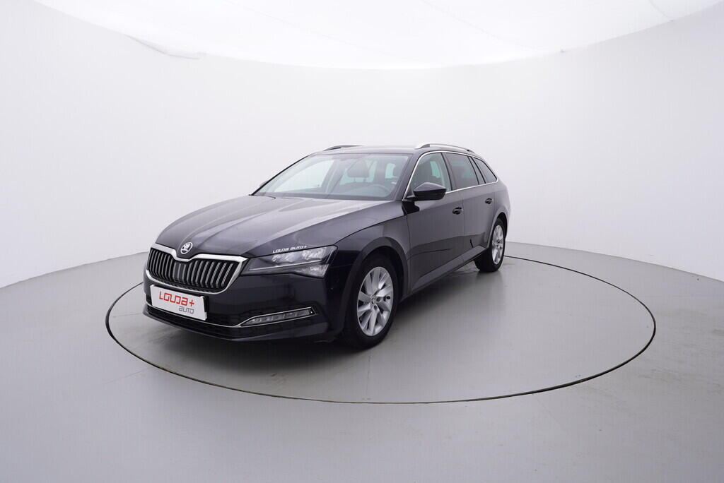 OV190V09036_10.webp_SUPERB Style Plus 2.0 TDI 110 kW automat