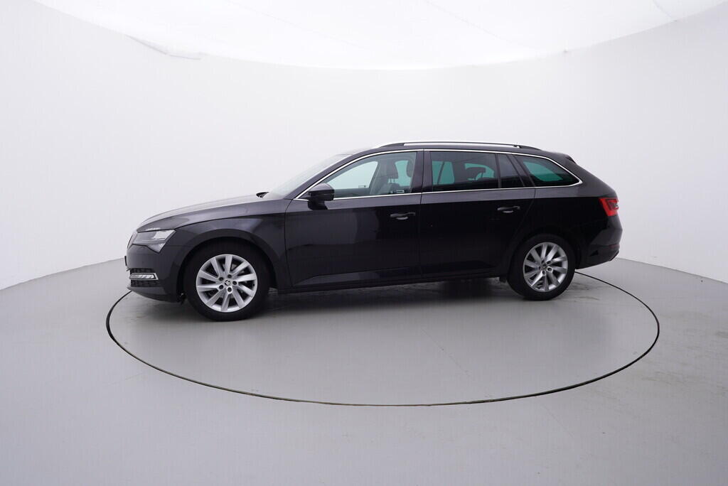 OV190V09036_11.webp_SUPERB Style Plus 2.0 TDI 110 kW automat