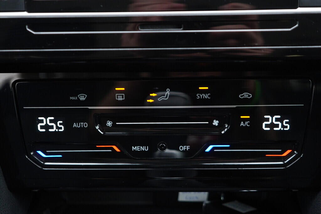 OV190V09040_33.webp_PASSAT Business 1.5 TSI 110 kW manuál, DPH