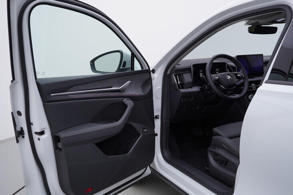 OV190V09041_18.webp_KODIAQ Selection 2.0 TDI 142 kW automat, DPH