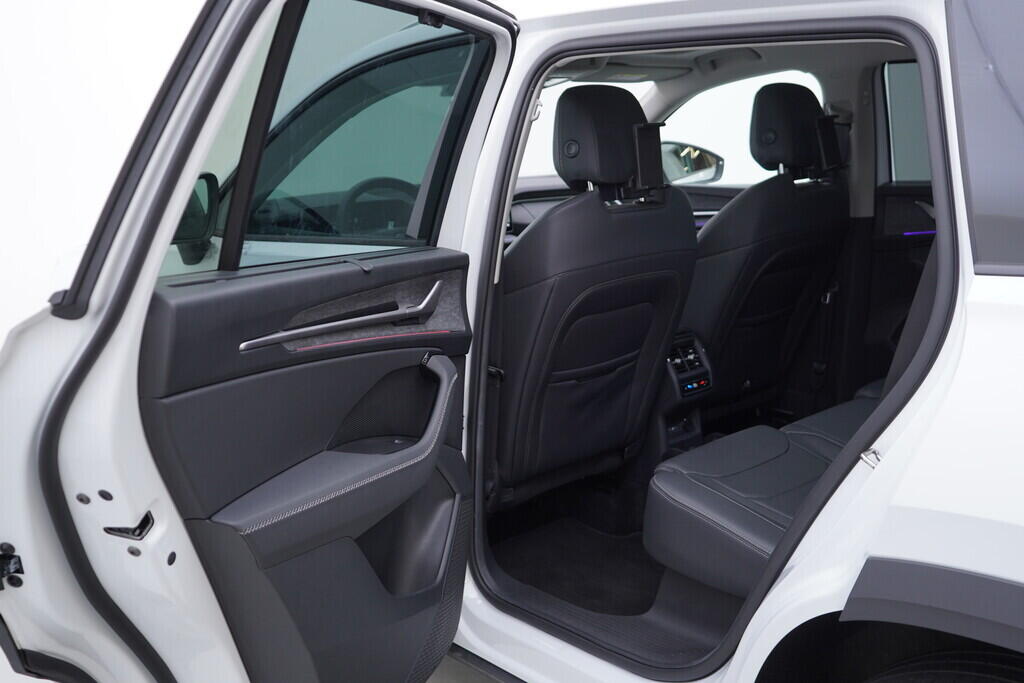 OV190V09041_38.webp_KODIAQ Selection 2.0 TDI 142 kW automat, DPH