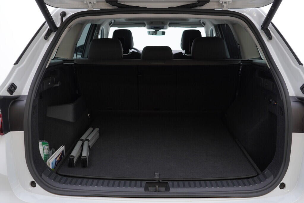 OV190V09041_42.webp_KODIAQ Selection 2.0 TDI 142 kW automat, DPH