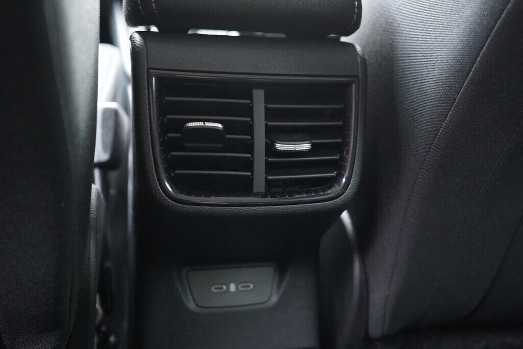 OV190V09042_38.webp_FABIA Top Selection 1.0 TSI 85 kW automat, DPH