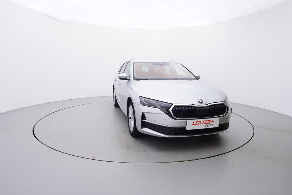 OV190V09043_17.webp_OCTAVIA Top Selection 1.5 TSI 110 kW manuál, DPH