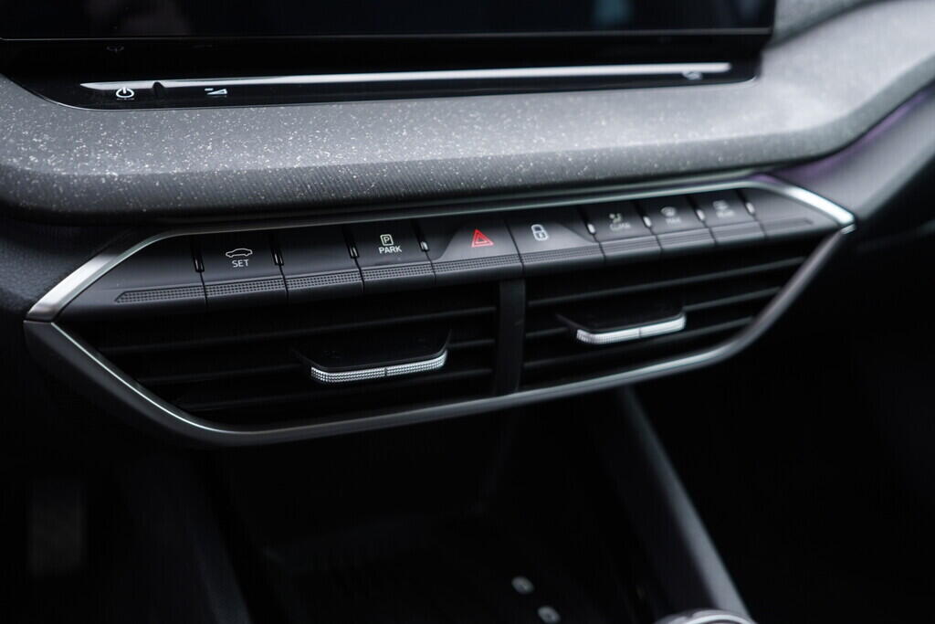 OV190V09043_31.webp_OCTAVIA Top Selection 1.5 TSI 110 kW manuál, DPH