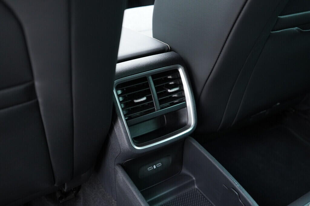 OV190V09043_34.webp_OCTAVIA Top Selection 1.5 TSI 110 kW manuál, DPH
