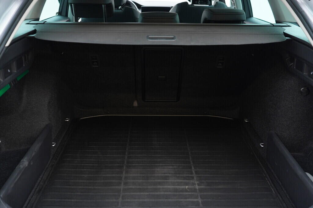 OV190V09043_37.webp_OCTAVIA Top Selection 1.5 TSI 110 kW manuál, DPH