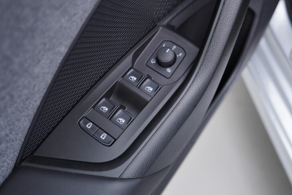 OV190V09043_43.webp_OCTAVIA Top Selection 1.5 TSI 110 kW manuál, DPH