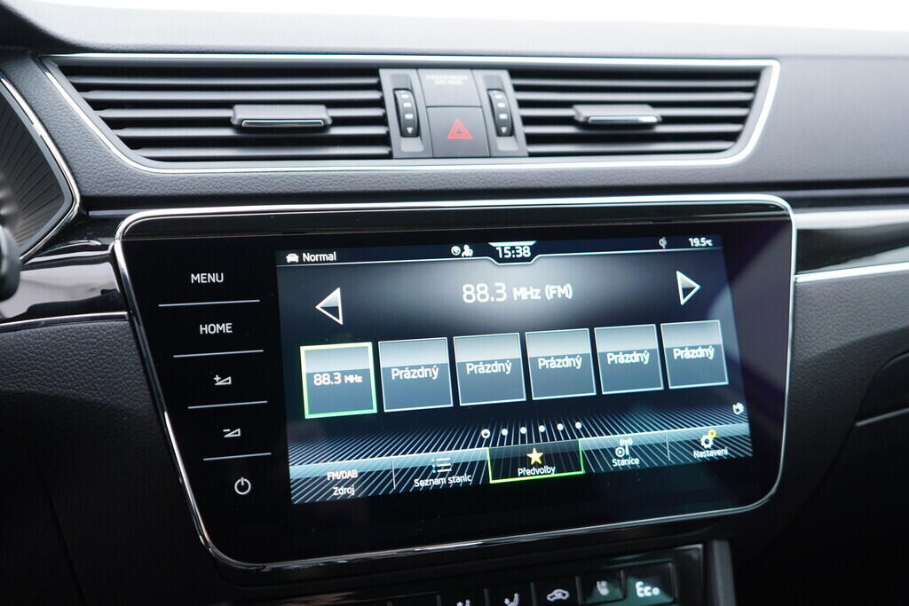 OV190V09047_31.webp_SUPERB L&K 1.4 TSI 1 kW automat, DPH