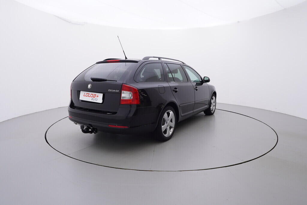 OV190V09049_14.webp_OCTAVIA Ambiente 2.0 TDI 103 kW manuál