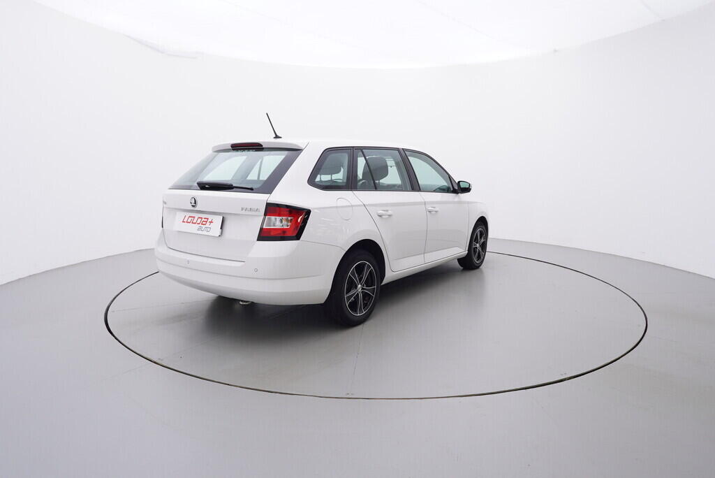 OV190V09054_14.webp_FABIA Ambition 1.0 TSI 81 kW manuál