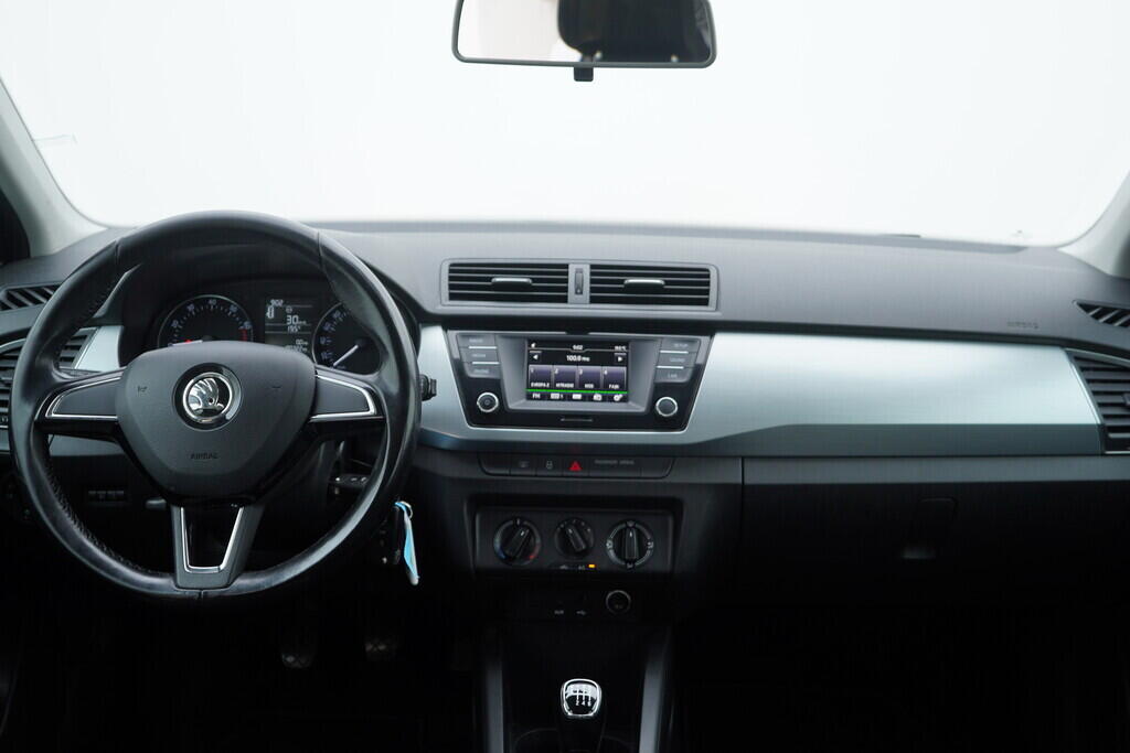 OV190V09054_25.webp_FABIA Ambition 1.0 TSI 81 kW manuál