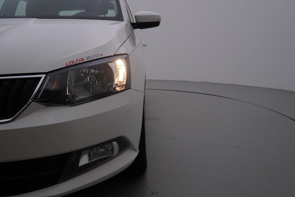 OV190V09054_37.webp_FABIA Ambition 1.0 TSI 81 kW manuál