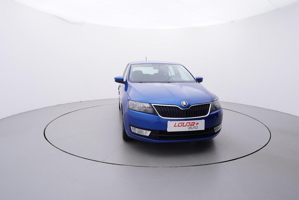 OV190V09056_17.webp_RAPID SPACEBACK Ambition 1.2 TSI 81 kW manuál