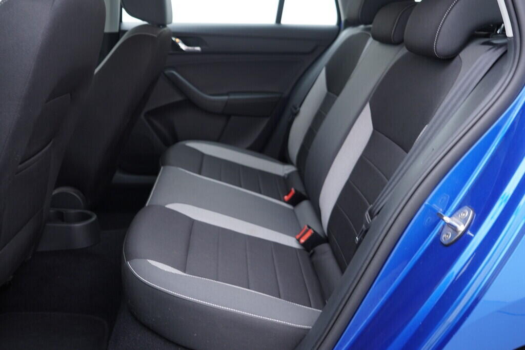 OV190V09056_32.webp_RAPID SPACEBACK Ambition 1.2 TSI 81 kW manuál