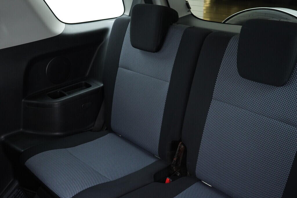 OV190V09059_36.webp_GRAND VITARA  1.6  78 kW manuál