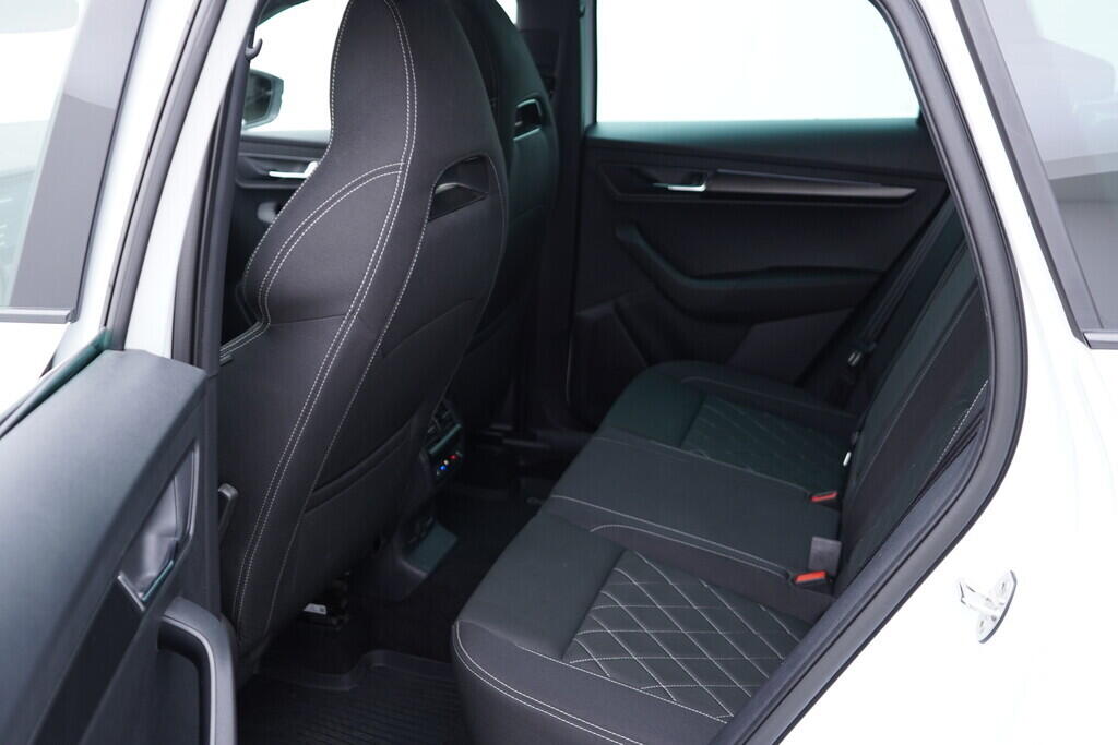 OV190V09067_40.webp_KAROQ SportLine 2.0 TSI 140 kW automat, DPH