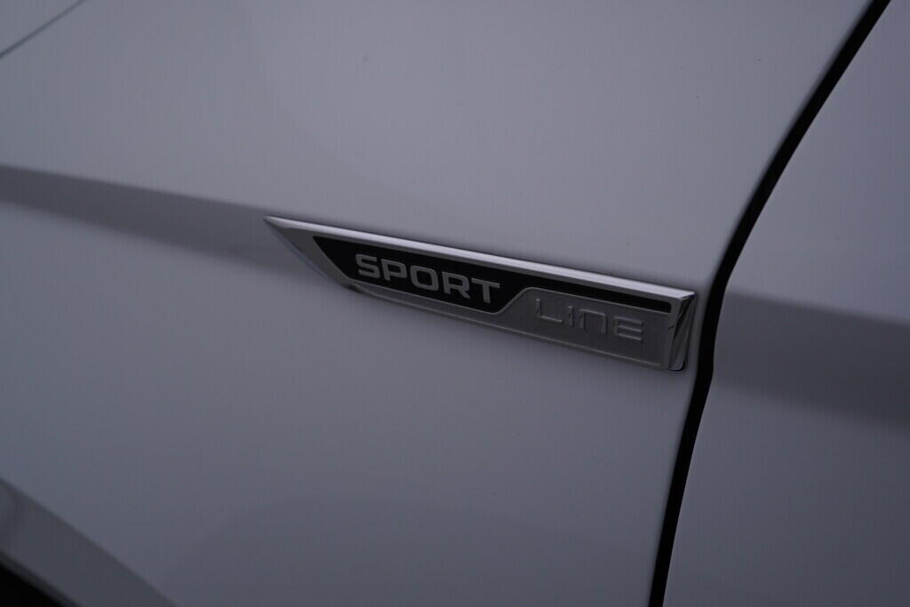 OV190V09067_49.webp_KAROQ SportLine 2.0 TSI 140 kW automat, DPH
