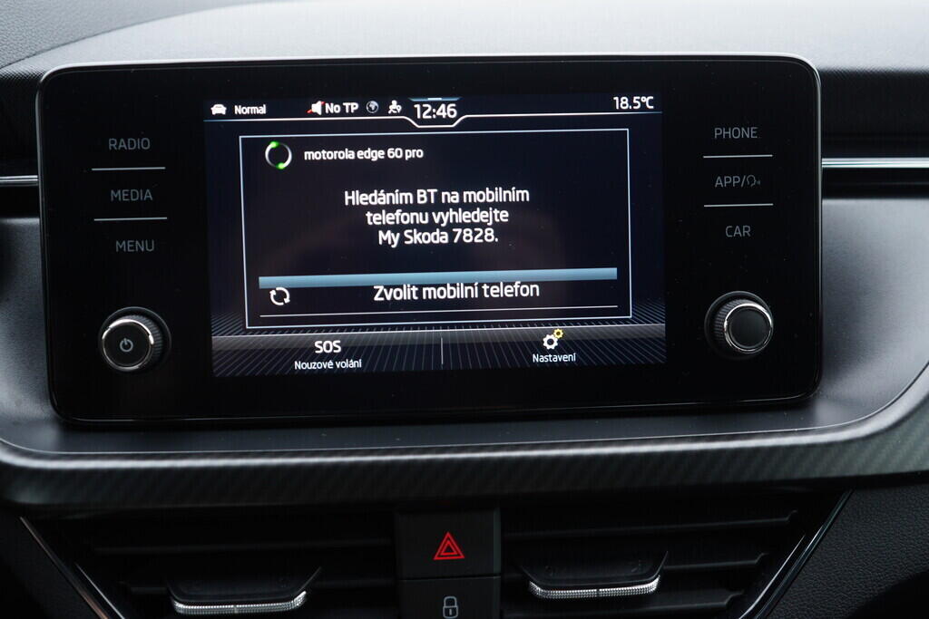 OV190V09071_35.webp_KAMIQ Monte Carlo 1.0 TSI 81 kW automat
