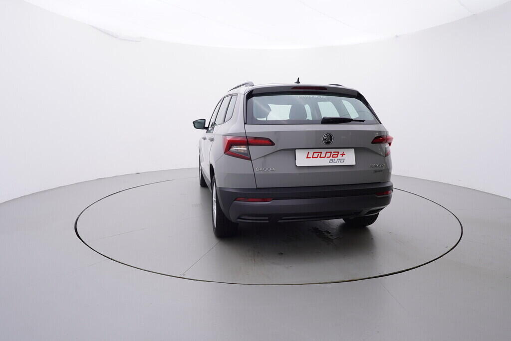 OV190V09072_13.webp_KAROQ Ambition Plus 1.5 TSI 110 kW manuál
