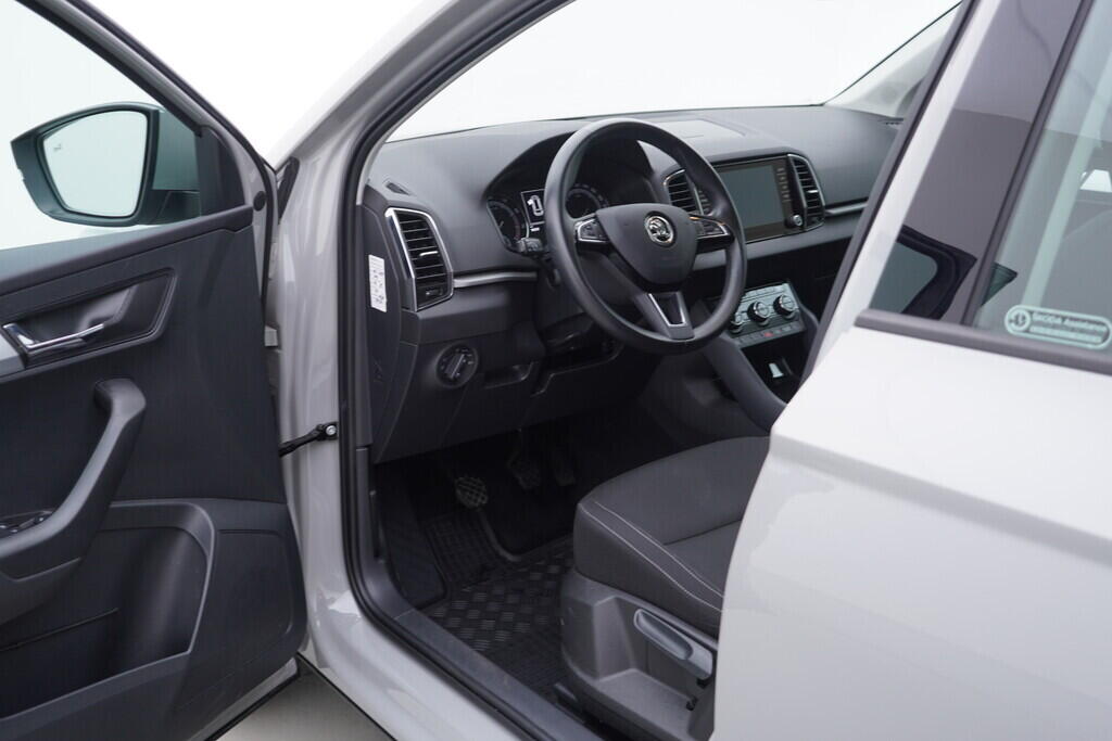 OV190V09072_18.webp_KAROQ Ambition Plus 1.5 TSI 110 kW manuál