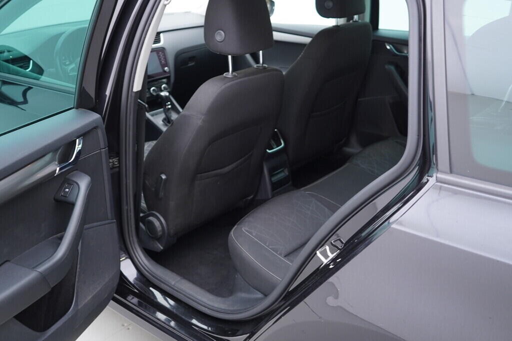 OV190V09082_33.webp_OCTAVIA Style 2.0 TDI 110 kW automat, DPH
