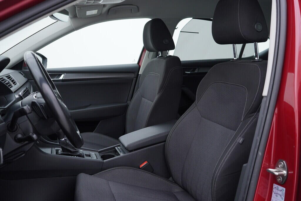 OV190V09088_23.webp_SUPERB Style 2.0 TDI 147 kW automat, DPH