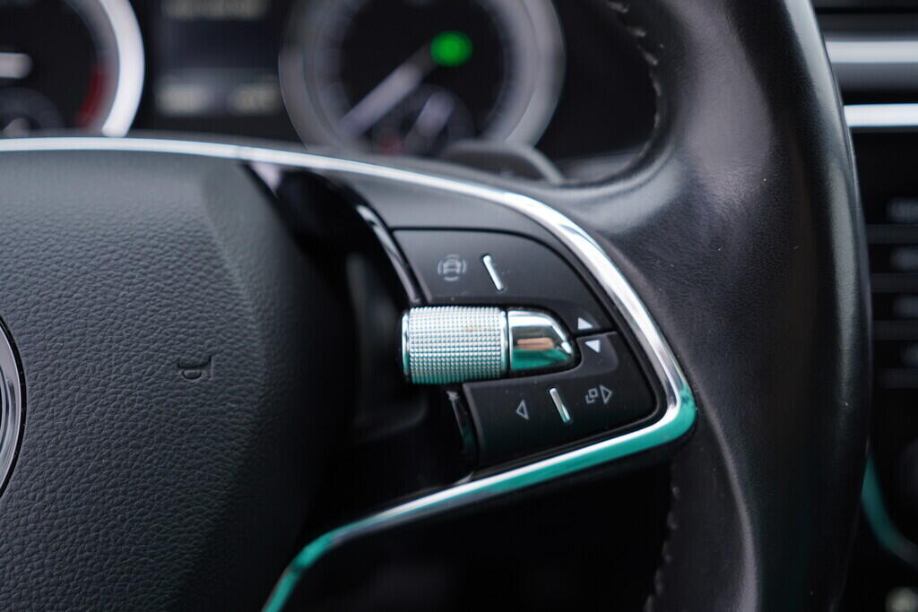 OV190V09088_27.webp_SUPERB Style 2.0 TDI 147 kW automat, DPH