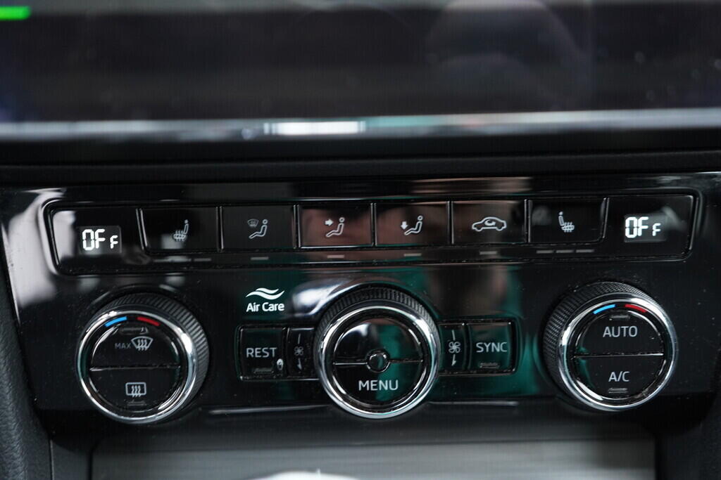 OV190V09088_34.webp_SUPERB Style 2.0 TDI 147 kW automat, DPH