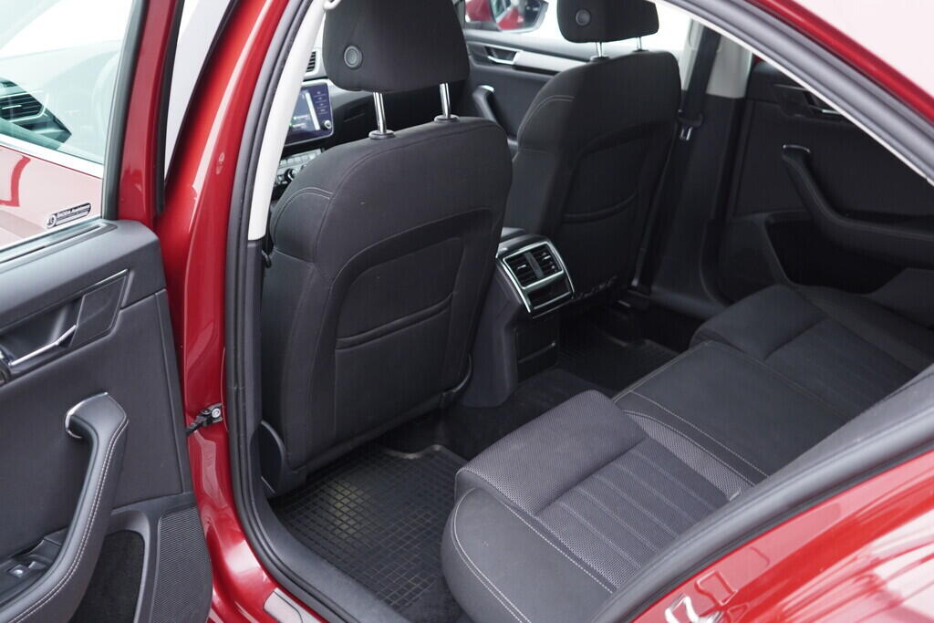 OV190V09088_36.webp_SUPERB Style 2.0 TDI 147 kW automat, DPH