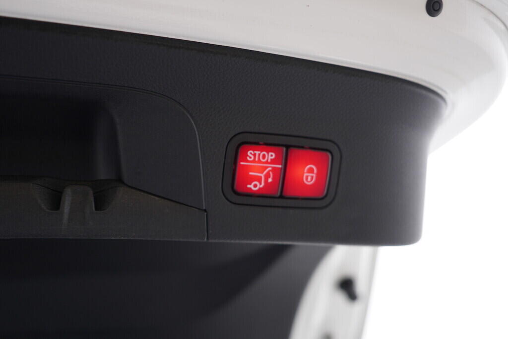 OV190V09089_49.webp_GLC 300 D 4MATIC 2.0  180 kW automat, DPH