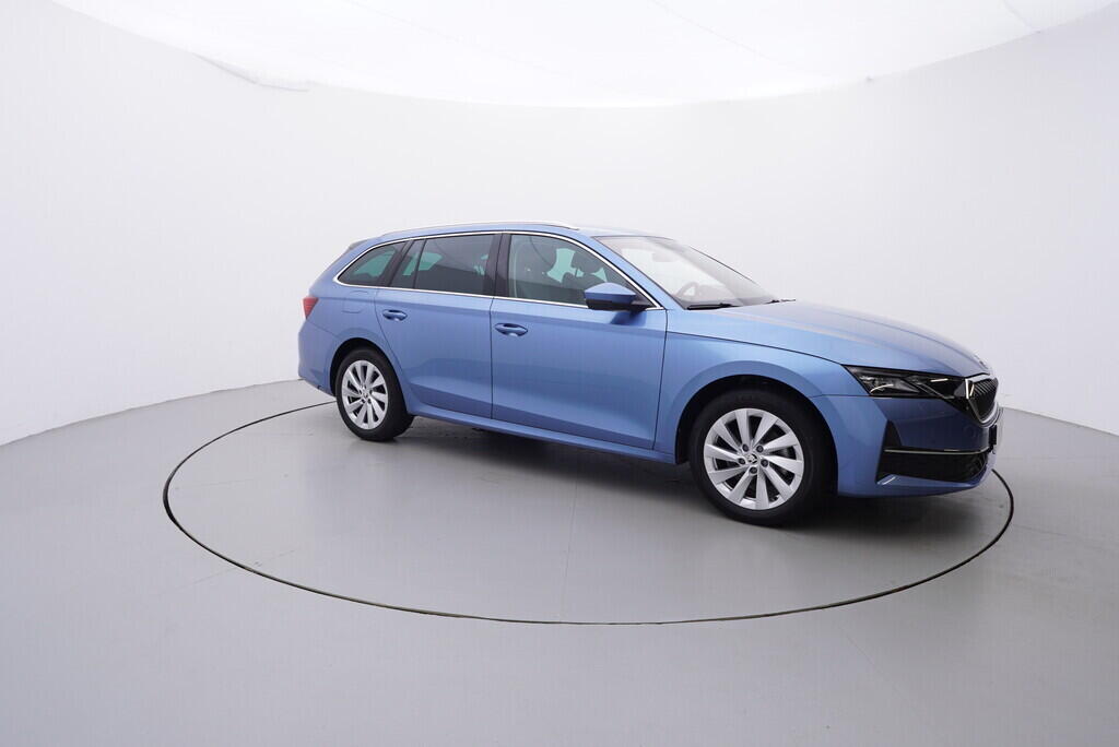 OV190V09090_16.webp_OCTAVIA Top Selection 1.5 TSI 110 kW manuál, DPH