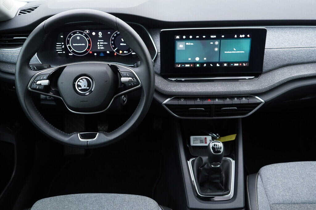 OV190V09090_28.webp_OCTAVIA Top Selection 1.5 TSI 110 kW manuál, DPH
