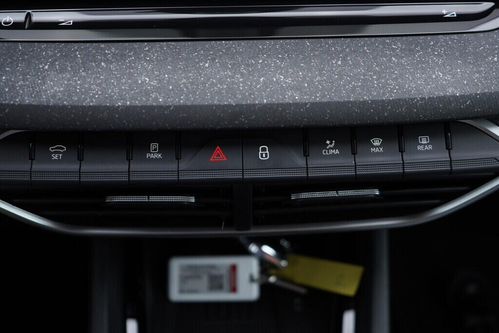 OV190V09090_36.webp_OCTAVIA Top Selection 1.5 TSI 110 kW manuál, DPH
