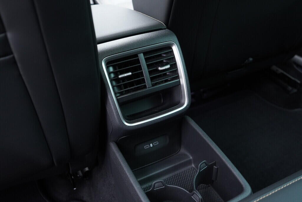 OV190V09090_39.webp_OCTAVIA Top Selection 1.5 TSI 110 kW manuál, DPH