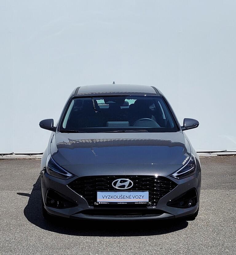 OV190V09092_13.webp_I30 start 1.0 TSI 74 kW manuál, DPH