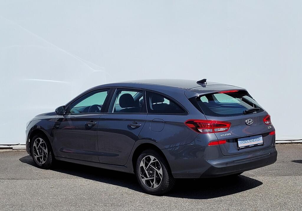 OV190V09092_18.webp_I30 start 1.0 TSI 74 kW manuál, DPH