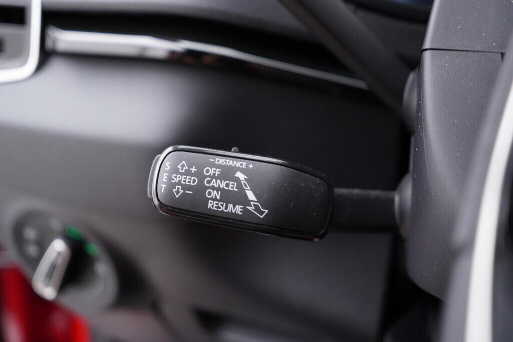 OV190V09095_24.webp_KAROQ  1.5 TSI 110 kW automat, DPH