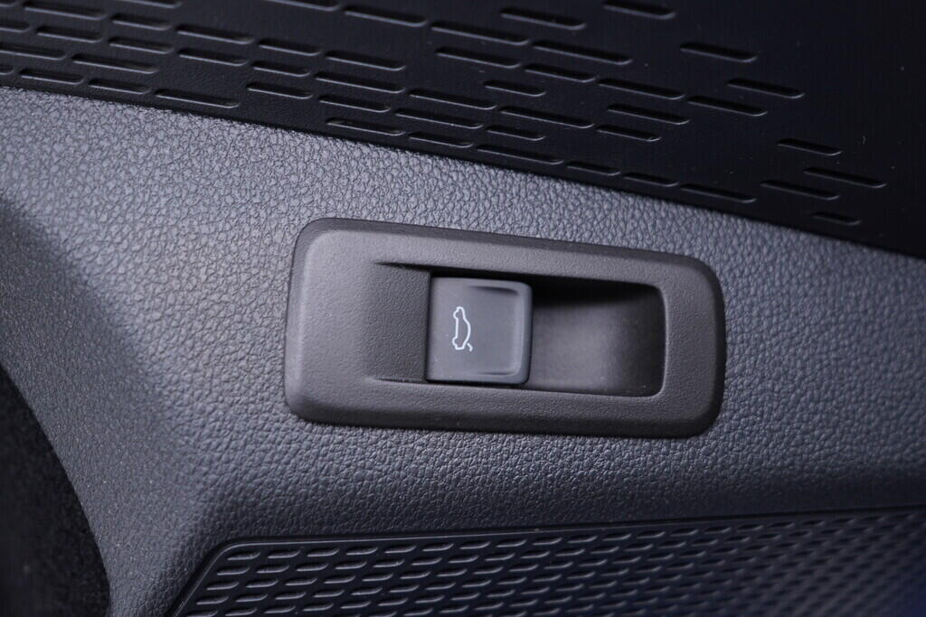 OV190V09100_21.webp_OCTAVIA SportLine 2.0 TDI 110 kW automat, DPH