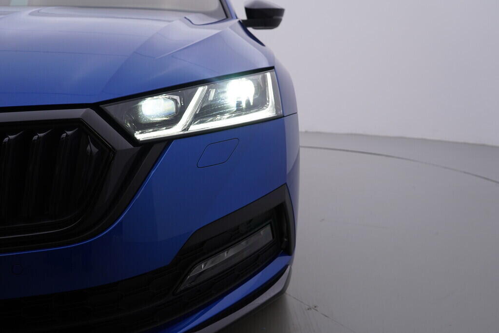 OV190V09100_46.webp_OCTAVIA SportLine 2.0 TDI 110 kW automat, DPH