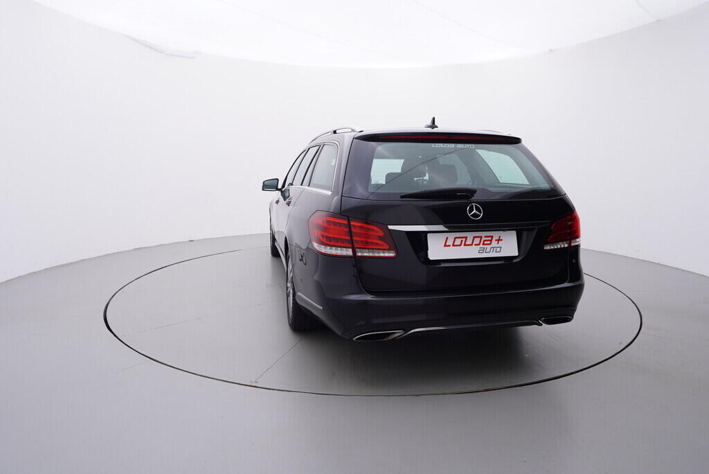 OV190V09119_13.webp_E350  3.0  185 kW automat